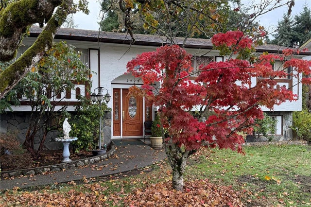 2 of 14 - 2929 Dickerson Pl, Colwood, BC