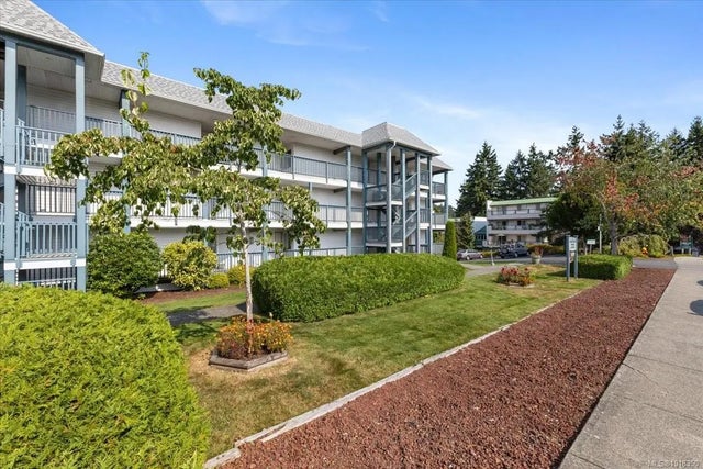 3 of 38 - 3087 Barons Rd 305, Nanaimo, BC