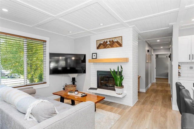 4 of 48 - 2055 Forest Dr, Nanaimo, BC