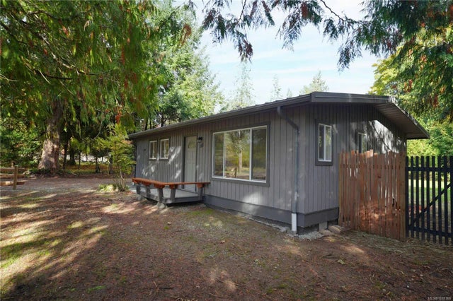2 of 31 - 181 Norton Rd, Salt Spring, BC