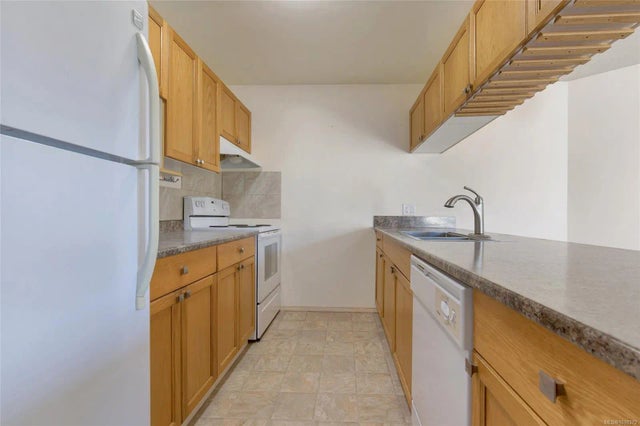 4 of 37 - 1900 Bowen Rd 204, Nanaimo, BC