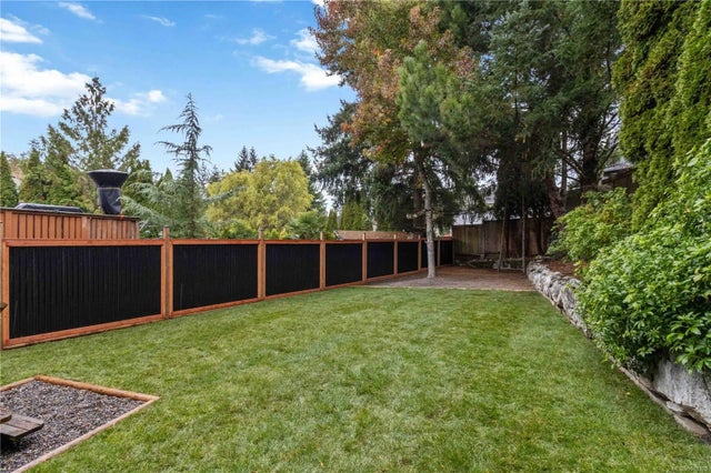 4 of 36 - 7004 Wallace Dr, Central Saanich, BC