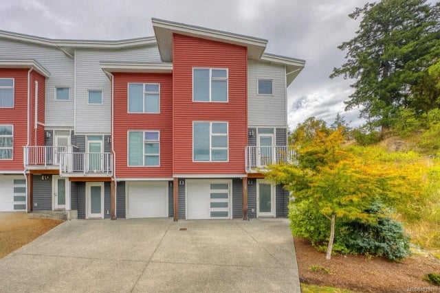 2 of 30 - 1800 Summerhill Pl 109, Nanaimo, BC