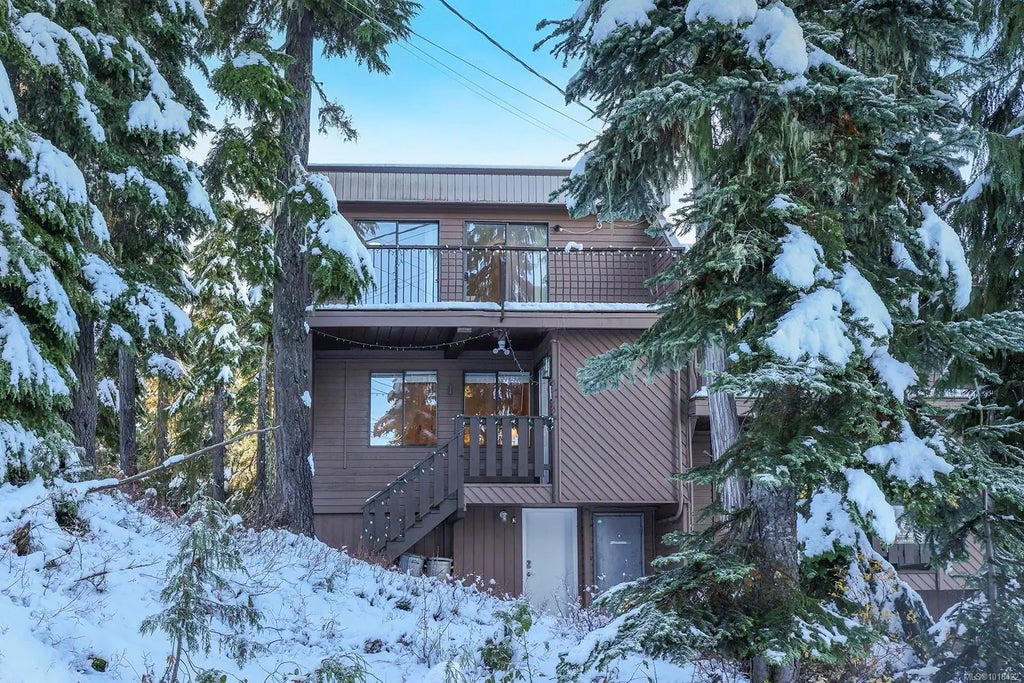 1084 Washington Way 1, Courtenay