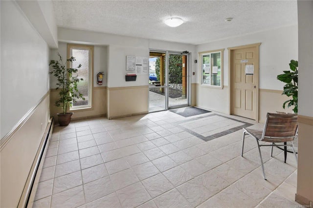 4 of 14 - 218 Bayview Ave 103, Ladysmith, BC