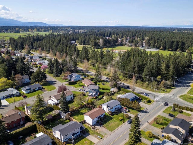 2 of 36 - 667 Torrence Rd, Comox, BC