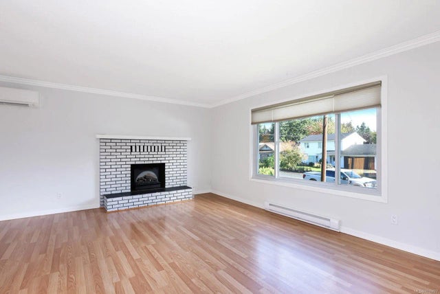 4 of 36 - 667 Torrence Rd, Comox, BC