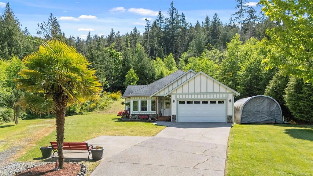 2877 Patricia Marie Pl, Sooke