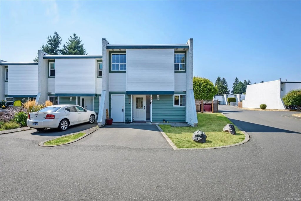 1957 Guthrie Rd 37, Comox