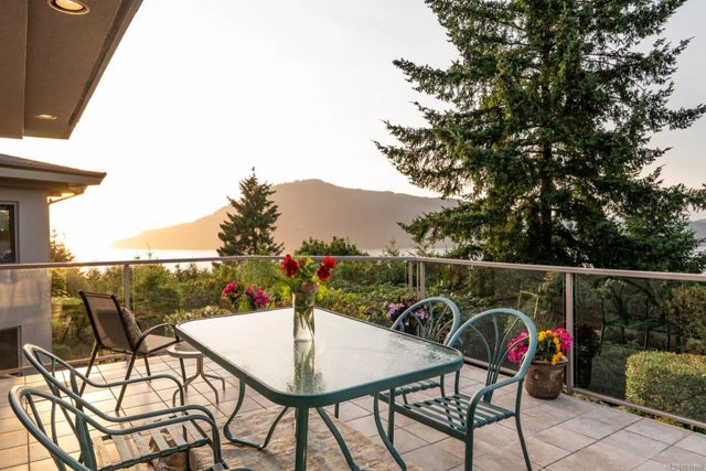 2 of 71 - 11406 Sycamore Dr, North Saanich, BC