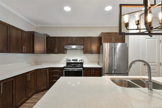 3 of 37 - 17 Saanich Ridge Dr, Central Saanich, BC