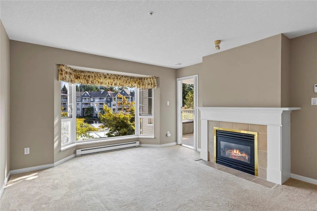 4 of 32 - 5620 Edgewater Lane 202, Nanaimo, BC