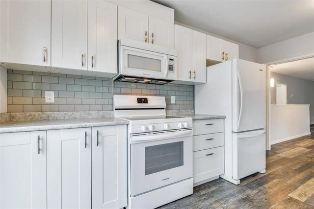 3 of 48 - 401 Cedar St, Campbell River, BC