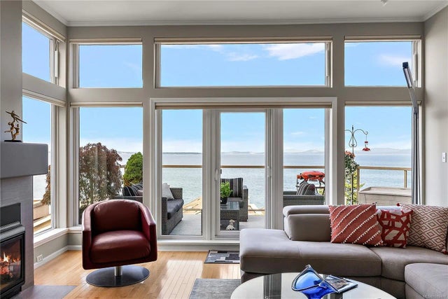 2 of 63 - 4771 Cordova Bay Rd 7, Saanich, BC