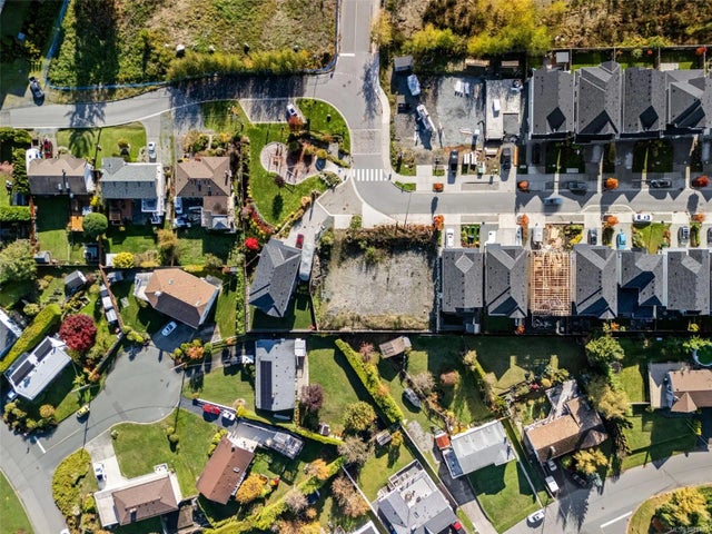 3 of 14 - 282 Seafield Rd, Colwood, BC