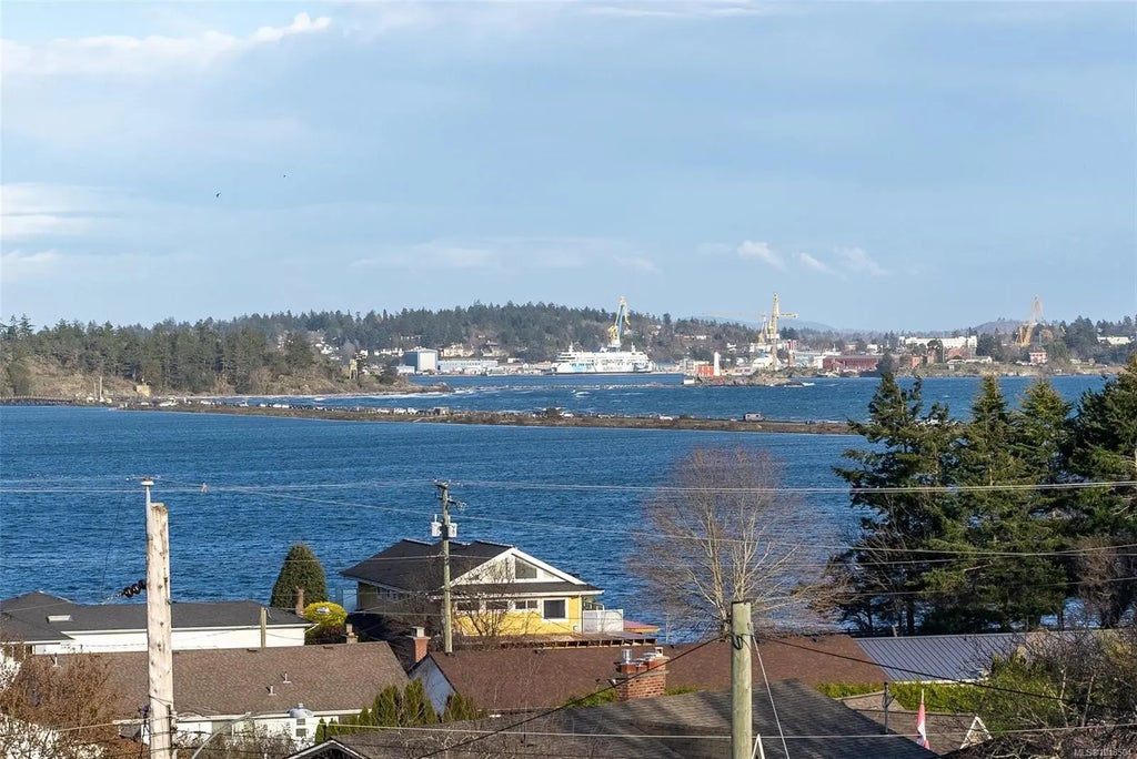 3223 Selleck Way 403, Colwood