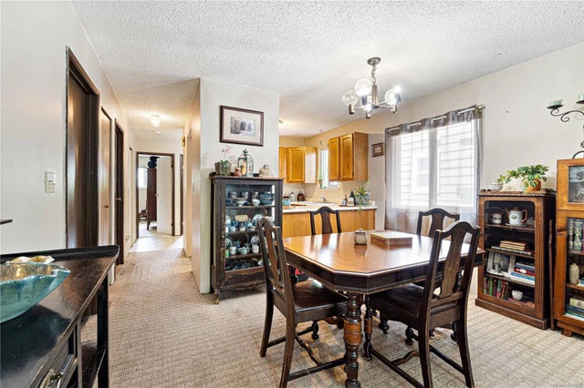 4 of 19 - 211 Buttertubs Pl 16, Nanaimo, BC