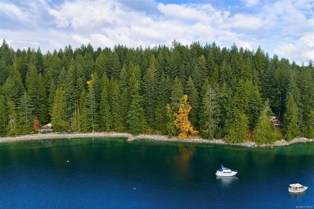 2 of 40 - 525 Whaletown Rd, Cortes Island, BC