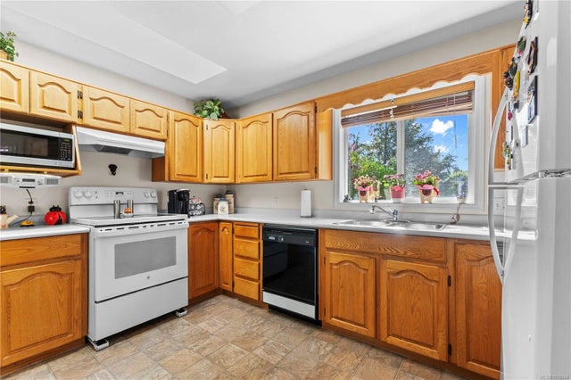 5 of 37 - 771 Sassaby Pl, Campbell River, BC