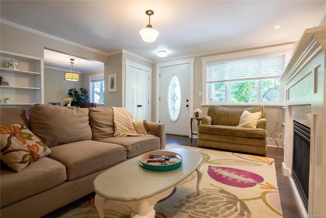 3 of 43 - 2730 Blackwood St, Victoria, BC