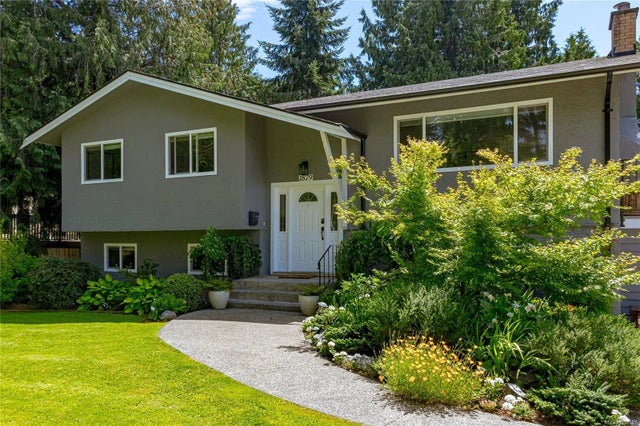 2 of 50 - 1879 Jeffree Rd, Central Saanich, BC