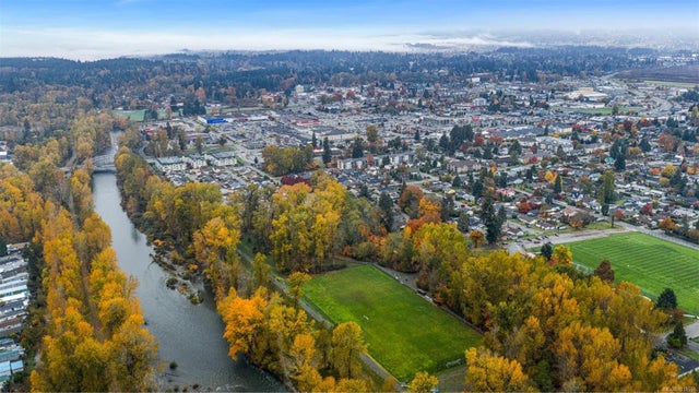 4 of 49 - 111 Mckinstry Rd, Duncan, BC