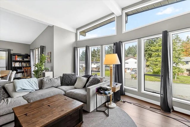 4 of 44 - 3636 Bishop Cres, Port Alberni, BC