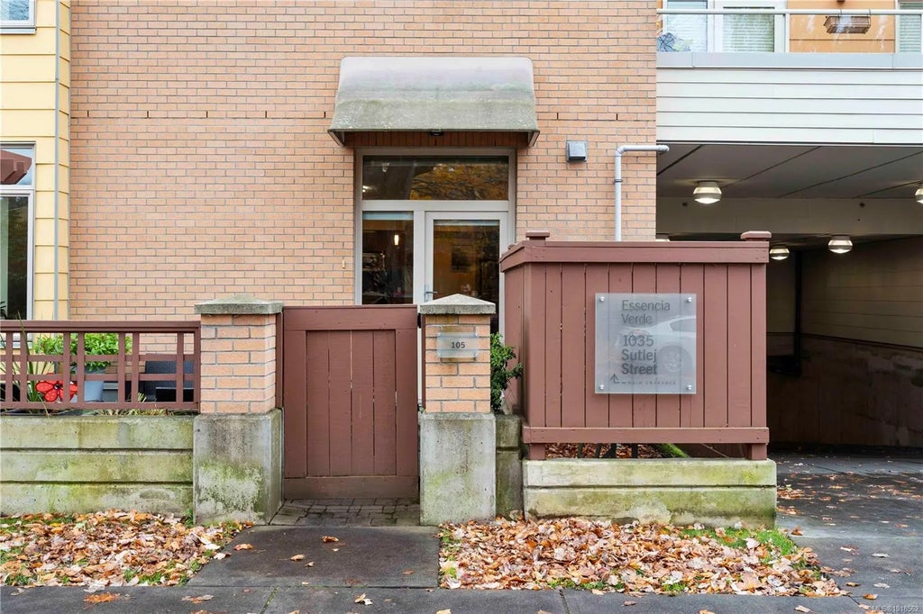 1035 Sutlej St 105, Victoria