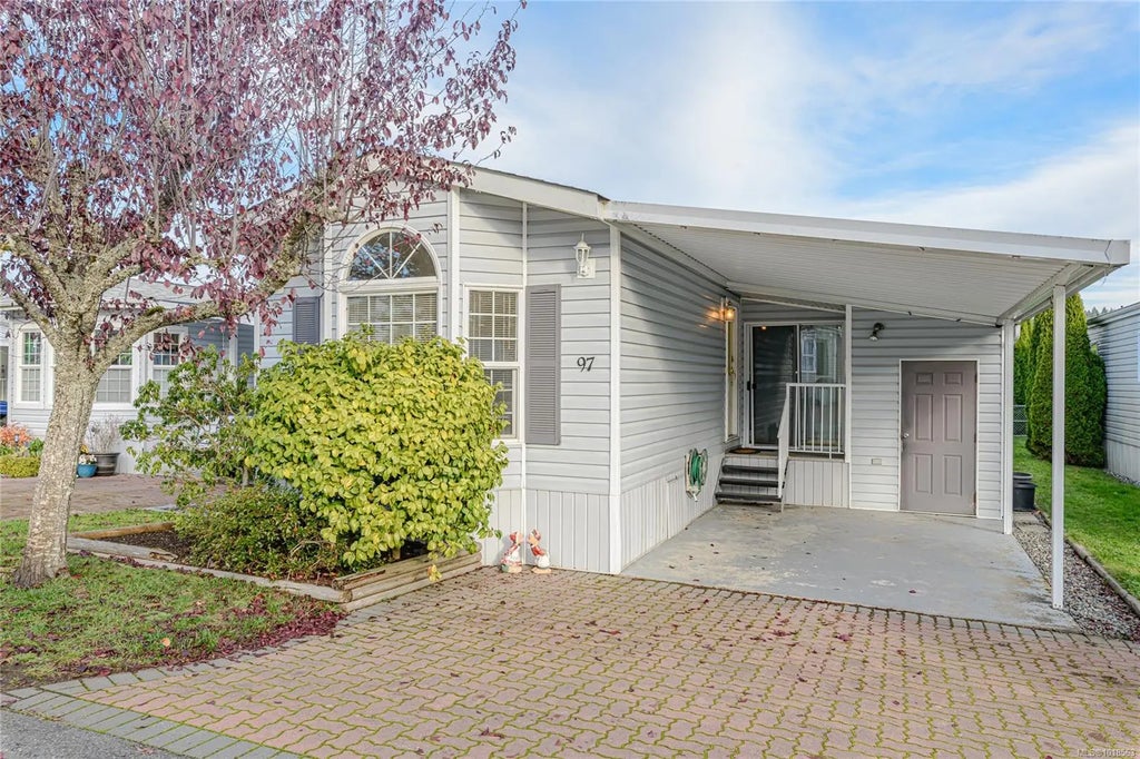 7583 Central Saanich Rd 97, Central Saanich