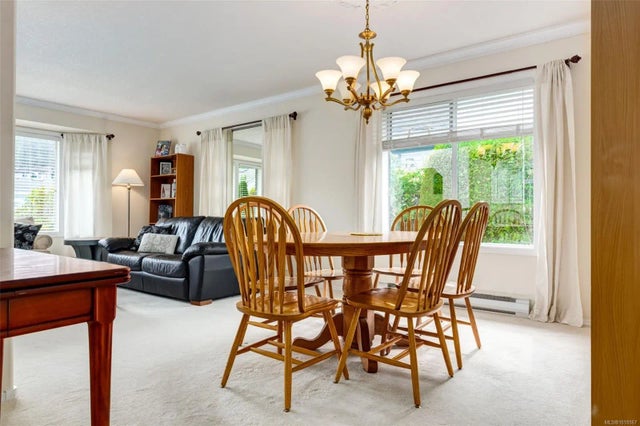 5 of 55 - 5902 Beacon Pl, Nanaimo, BC