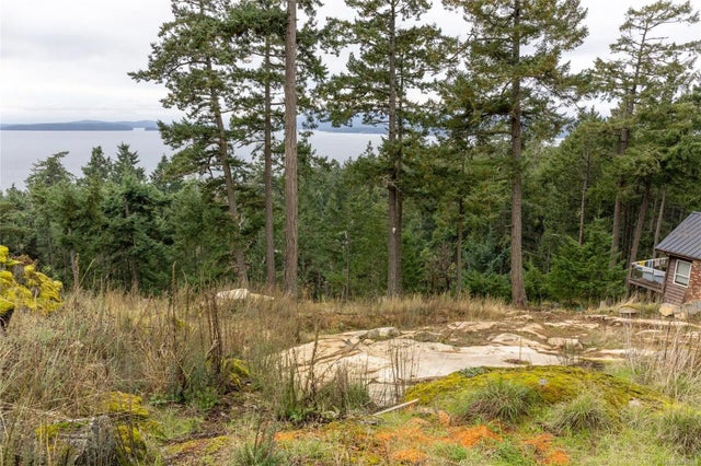 3 of 20 - 2628 Lighthouse Lane, Pender Island, BC