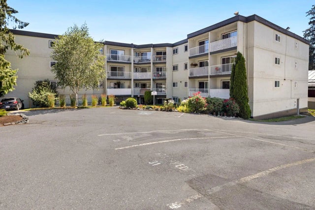 4 of 21 - 3040 Pine St 112, Chemainus, BC