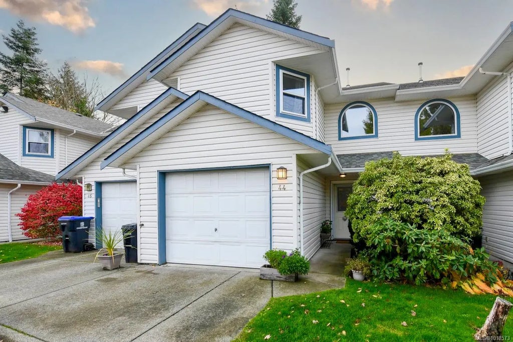 2355 Valley View Dr 44, Courtenay