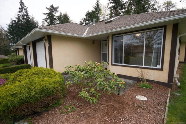 2 of 10 - 454 Morison Ave 33, Parksville, BC