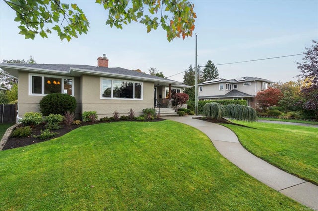 5 of 42 - 2248 Pacific Ave, Oak Bay, BC