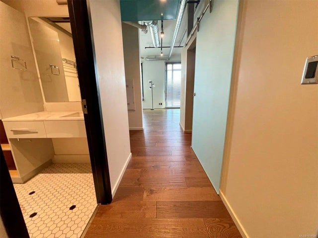 2 of 17 - 1029 View St 818, Victoria, BC