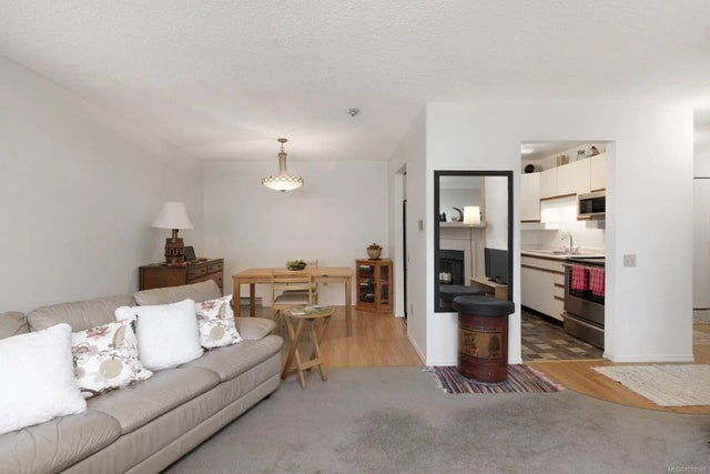 5 of 26 - 2490 Bevan Ave 204, Sidney, BC