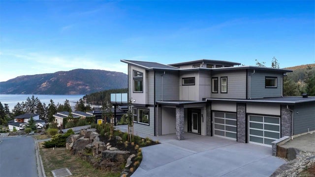 1 of 48 - 1060 Shore Pine Close 5, Duncan, BC