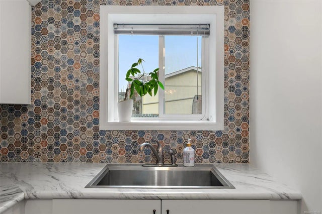 5 of 18 - 2871 Peatt Rd 4, Langford, BC