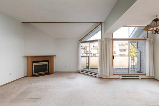 4 of 31 - 10459 Resthaven Dr 312, Sidney, BC