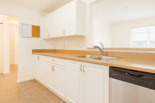 4 of 22 - 2568 Dingwall St 207, Duncan, BC