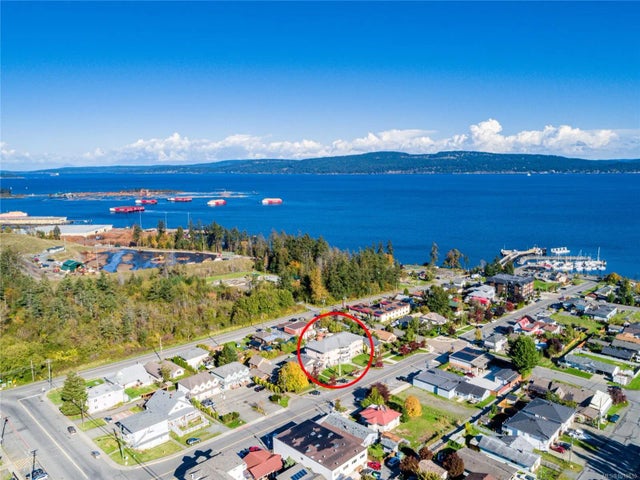 1 of 26 - 1587 Joan Ave 1, Crofton, BC