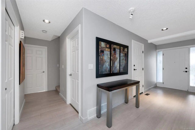 5 of 42 - 6107 Denali Dr, Duncan, BC