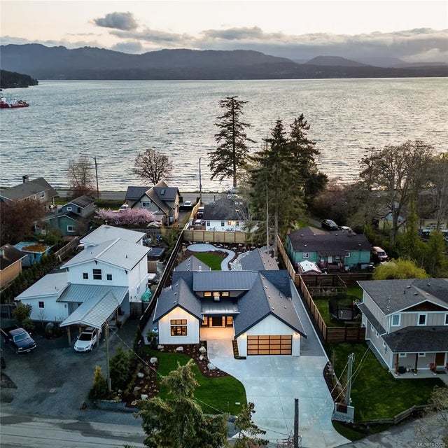 4 of 45 - 10210 Tsaykum Rd, North Saanich, BC