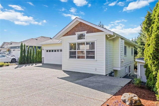 3 of 71 - 808 Jagdeep Pl, Saanich, BC