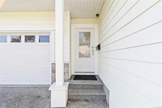 5 of 71 - 808 Jagdeep Pl, Saanich, BC