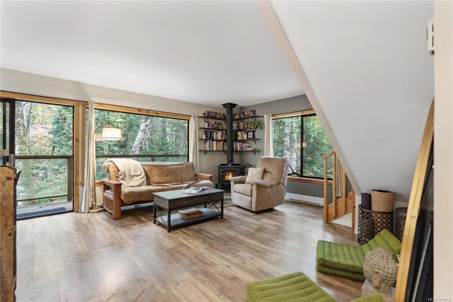 4 of 34 - 338 Walkers Hook Rd, Salt Spring, BC