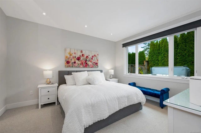 2 of 39 - 8043 Huckleberry Crt, Central Saanich, BC