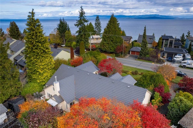 5 of 60 - 566 Crescent Rd W, Qualicum Beach, BC