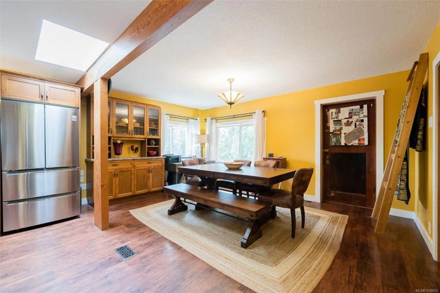 4 of 29 - 1634 Cedar Rd, Nanaimo, BC